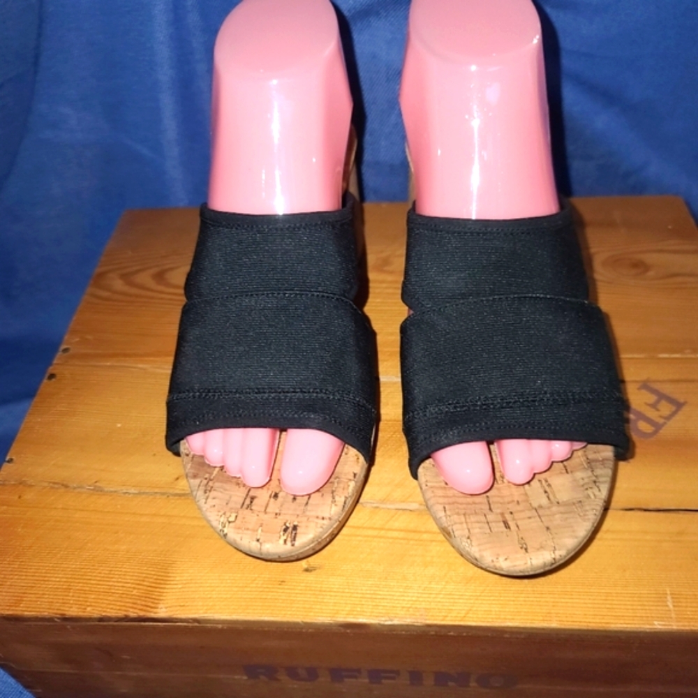 AEROSOLES Black Cork Sandals